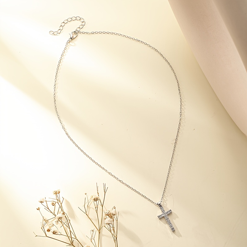 Vintage-Style Cubic Zirconia Cross Pendant Necklace, Durable Gift